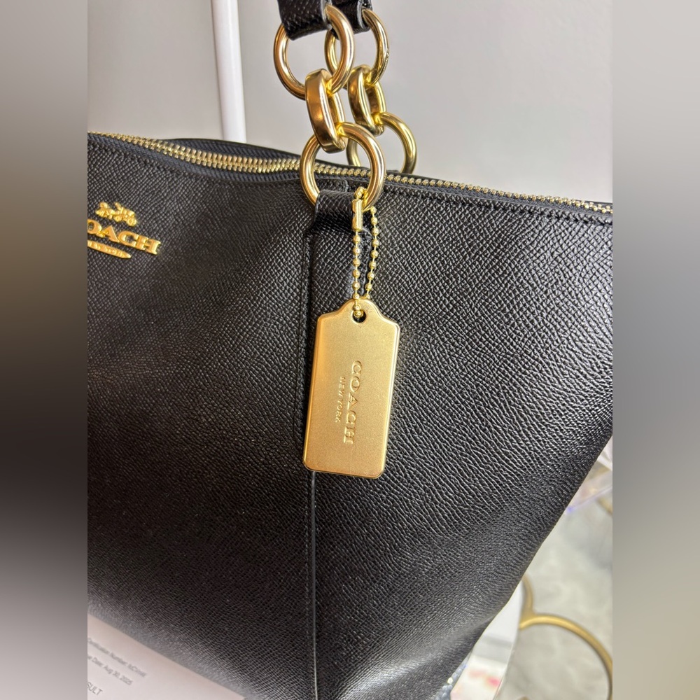 Coach 2018 Ava Tote Bag in black crossgrain leather NWOT - Picture 3 of 16